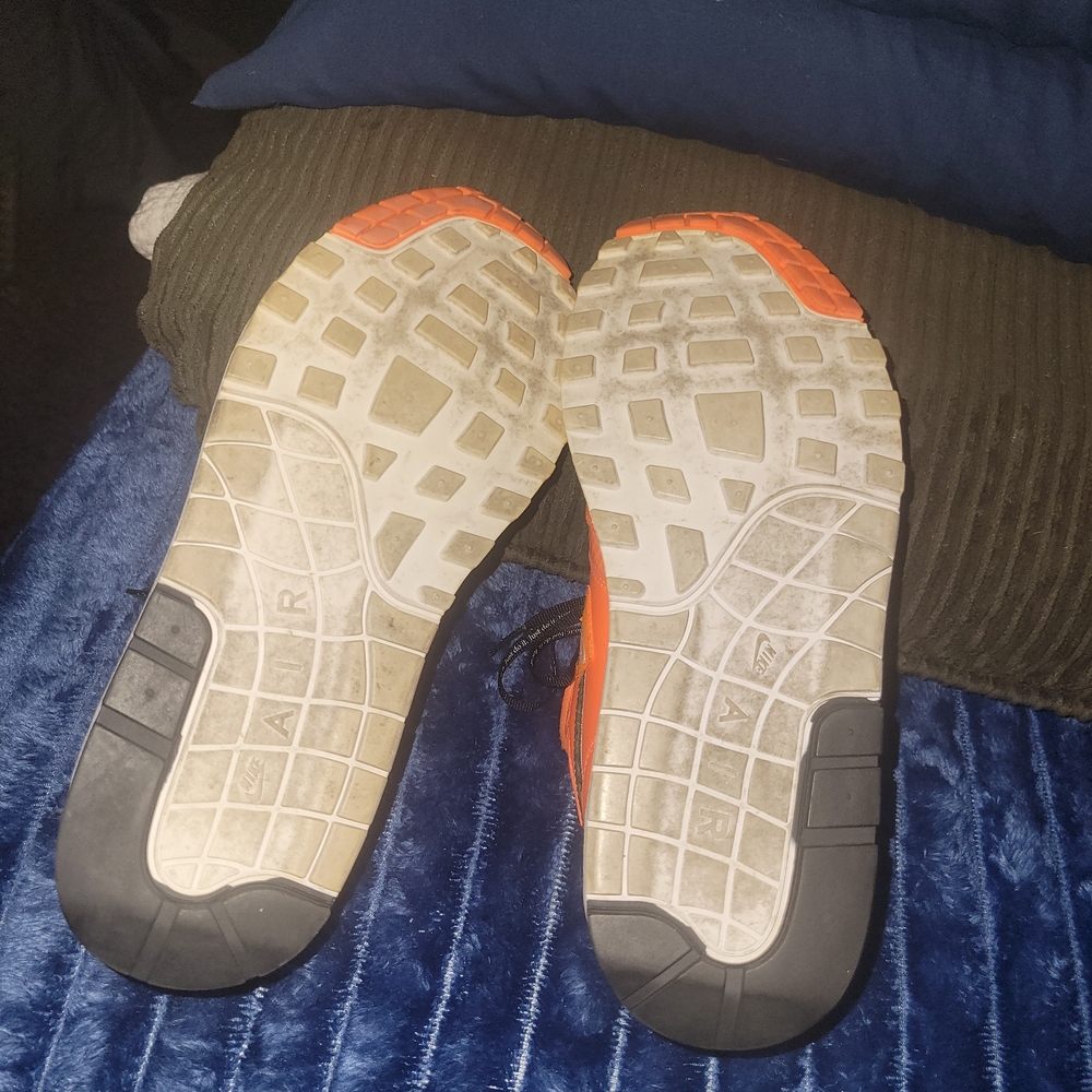 Nike Air Max Orange Sneakers - Picture 3 of 7